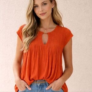 akemi kin Anthropologie Top Woman's M Cap Sleeve Baby Doll Teracotta Cot…